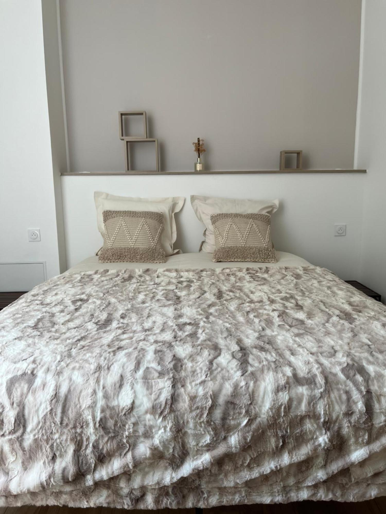 La Bruceliere Bed & Breakfast Issigeac Exterior foto